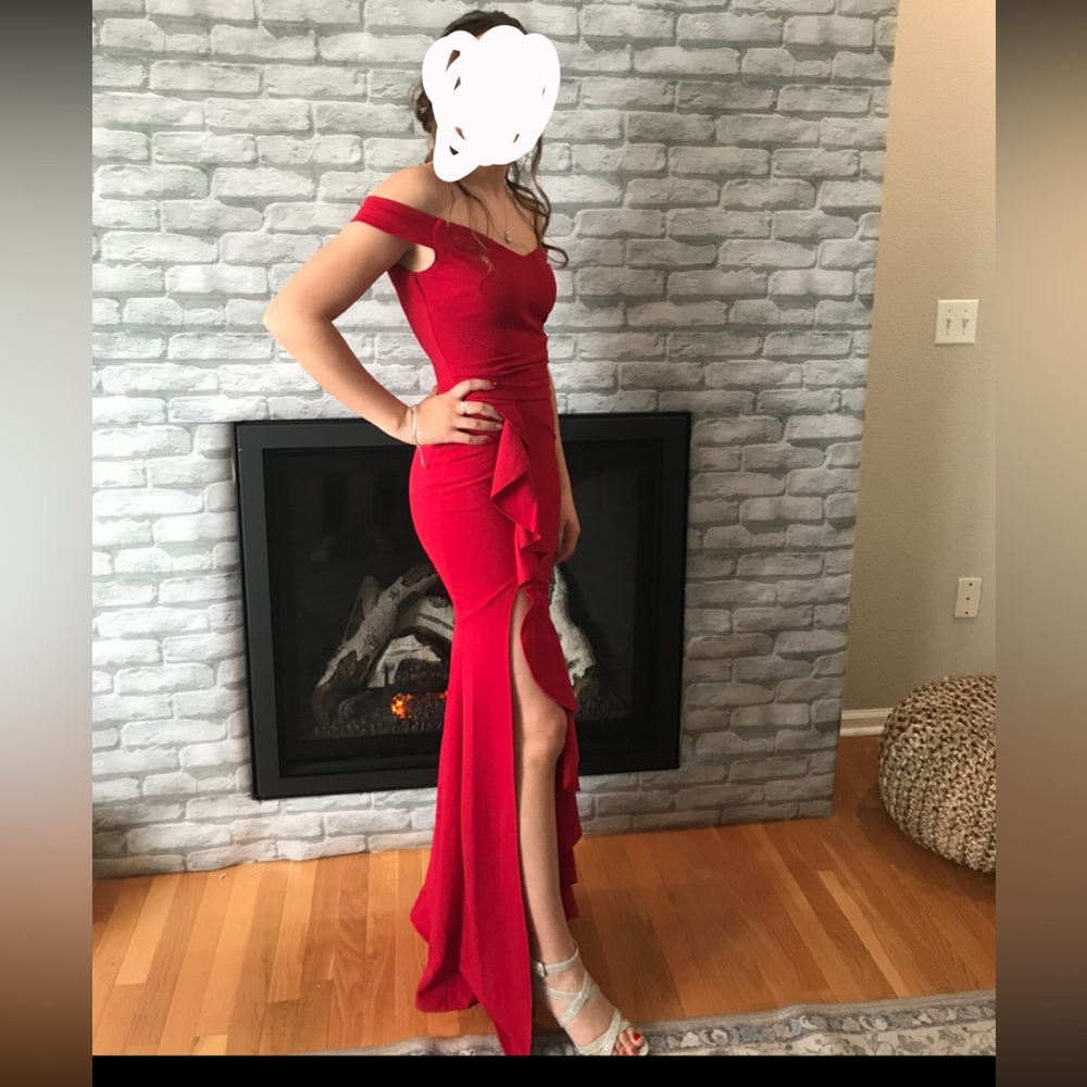 Red prom dress